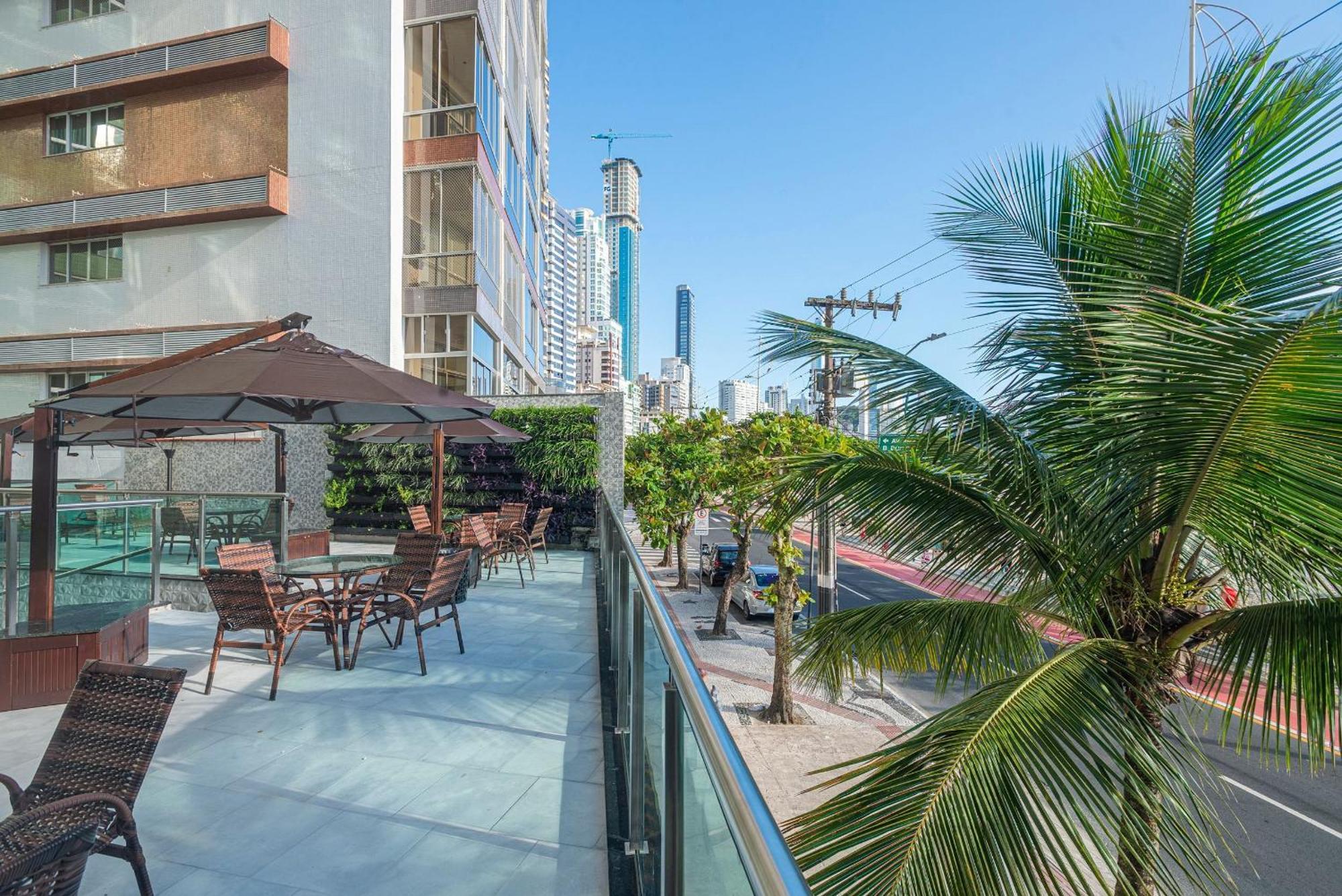Casa de férias Itnc024- Ape Com 4 Quartos Na Av. Atlantica De Bc Balneario Camboriu
